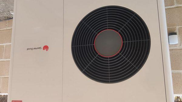 Algunas instalaciones de aerotermia y suelo radiante. - Future Energía